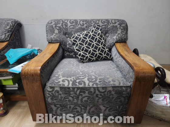 Customized sofa set with center table